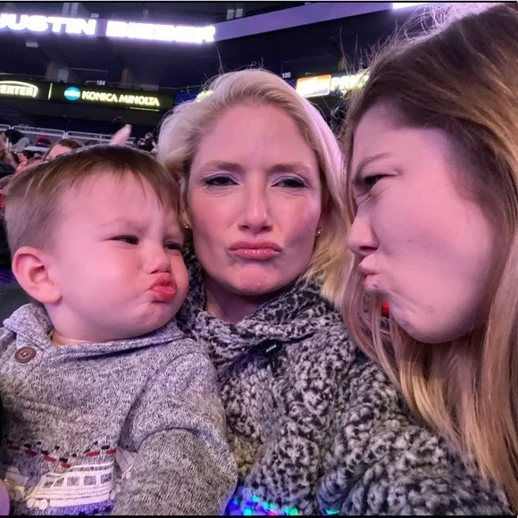 โค๏ธโค๏ธ Welcome to my Closet!! -Juniper โค๏ธโค๏ธ - Picture 3 of 10